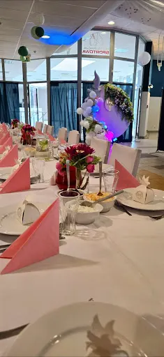 Restauracja Sportowa Sala Restauracyjno-Bankietowa